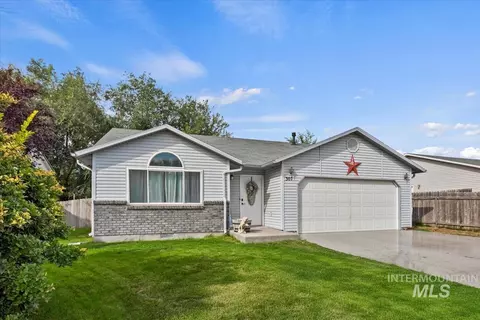 307 Quail Cove Cir, Fruitland, ID 83619
