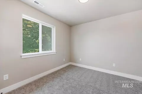 Bedroom - 820 Jack Ave, Jerome, ID 83338 photo 3 of 3