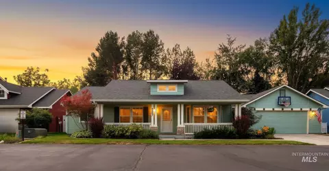 8897 W Hepburn, Garden City, ID 83714