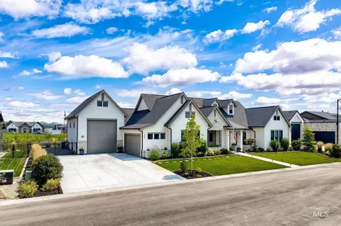 515 Century Ave, Middleton, ID 83644