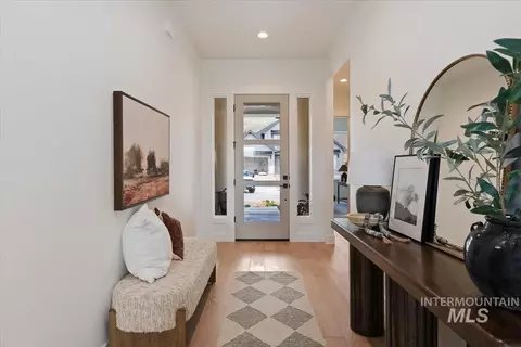 Entry Way - 6410 W Carnock Dr, Eagle, ID 83616 photo 1 of 2