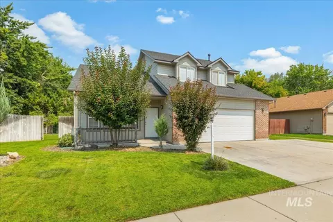 952 E Hawk St, Meridian, ID 83646