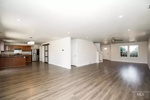 Living - 16208 Plow Ave, Caldwell, ID 83607 photo 1 of 2