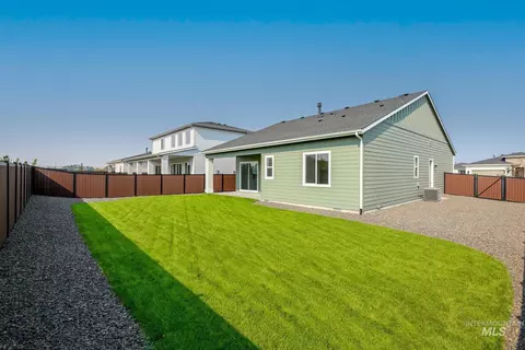 Exterior - 2607 N Morehouse Ave, Eagle, ID 83616 photo 5 of 6