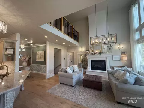 Living - 1110 Connor Ct, Kimberly, ID 83341 photo 1 of 6