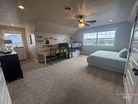 Bedroom - 1110 Connor Ct, Kimberly, ID 83341 photo 2 of 3