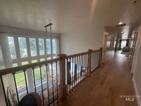 Entry Way - 1110 Connor Ct, Kimberly, ID 83341 photo 2 of 3