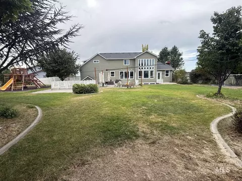 Exterior - 1110 Connor Ct, Kimberly, ID 83341 photo 5 of 11