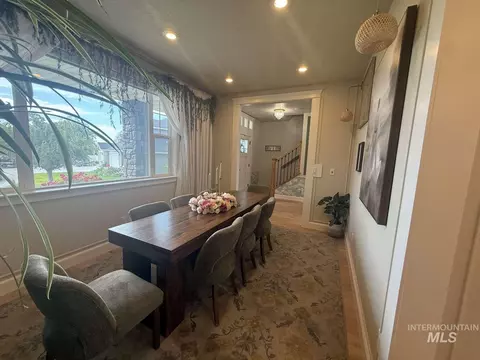 Dining - 1110 Connor Ct, Kimberly, ID 83341 photo 1 of 2