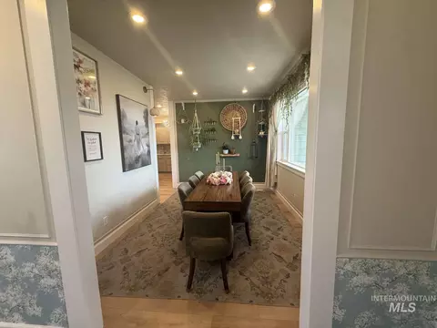 Dining - 1110 Connor Ct, Kimberly, ID 83341 photo 2 of 2