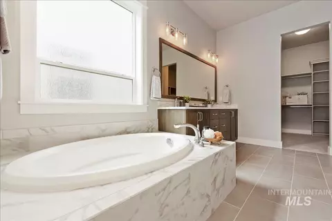 Bath - 6696 W Sollas Dr, Eagle, ID 83616 photo 3 of 5