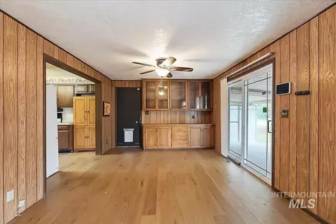 Living - 22081 Jeanne, Caldwell, ID 83607 photo 13 of 13