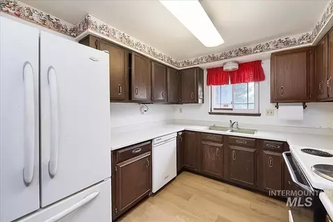 Kitchen - 22081 Jeanne, Caldwell, ID 83607 photo 1 of 3
