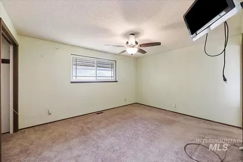 Bedroom - 22081 Jeanne, Caldwell, ID 83607 photo 1 of 6