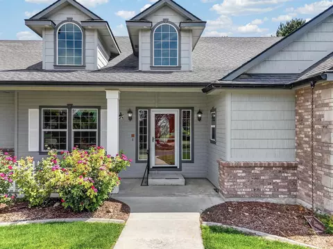 Exterior - 15592 Eclipse Dr, Caldwell, ID 83607 photo 3 of 12