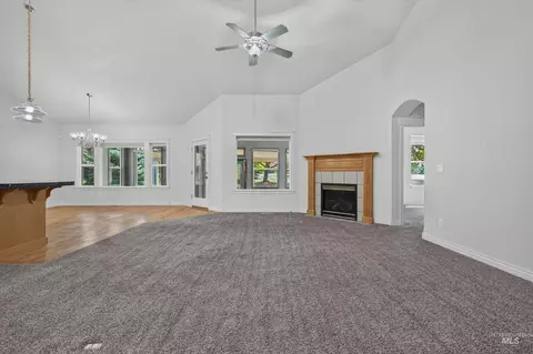 Living - 15592 Eclipse Dr, Caldwell, ID 83607 photo 1 of 2