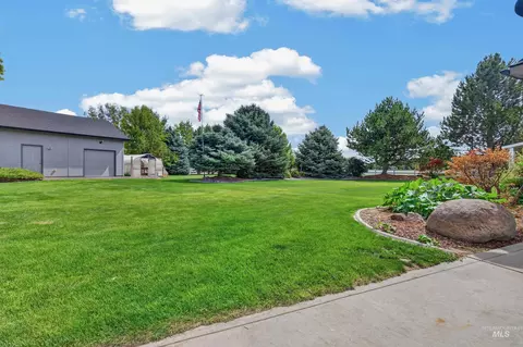 Exterior - 15592 Eclipse Dr, Caldwell, ID 83607 photo 10 of 12