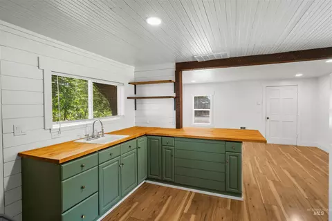 109 S Main St, Council, ID 83612