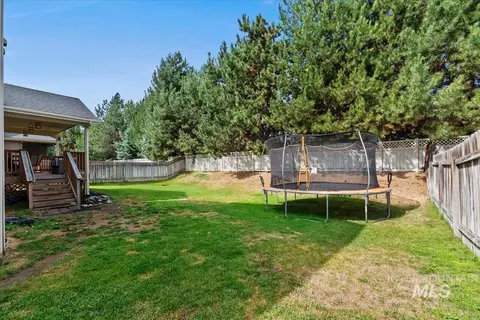 Exterior - 985 N Shadowridge Ave, Eagle, ID 83616 photo 6 of 7