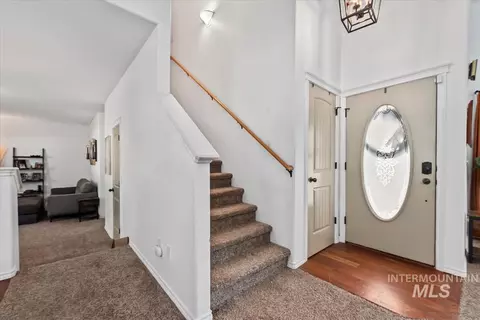 Entry Way - 985 N Shadowridge Ave, Eagle, ID 83616 photo 2 of 2