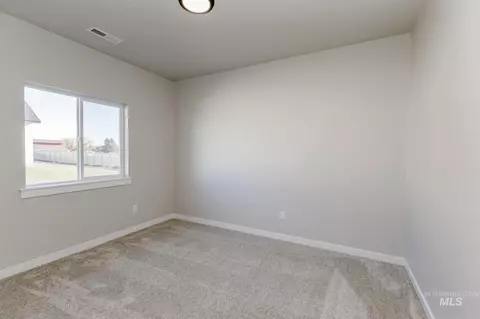 Bedroom - 7489 W Newtown Dr, Eagle, ID 83616 photo 3 of 6