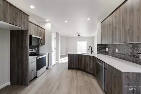Kitchen - 7489 W Newtown Dr, Eagle, ID 83616 photo 1 of 2