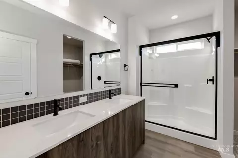 Bath - 7489 W Newtown Dr, Eagle, ID 83616 photo 2 of 2