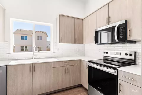 Kitchen - 7481 W Newtown Dr, Eagle, ID 83616 photo 3 of 4