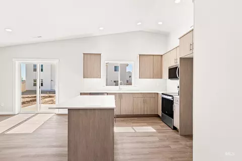 Kitchen - 7481 W Newtown Dr, Eagle, ID 83616 photo 2 of 4