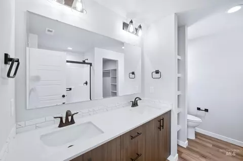 Bath - 7481 W Newtown Dr, Eagle, ID 83616 photo 3 of 3