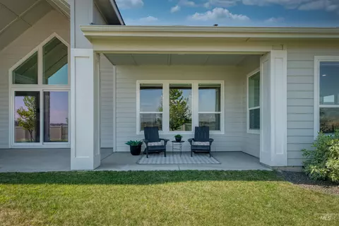 Exterior - 3096 Wingspan Way, Eagle, ID 83616 photo 7 of 10