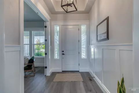 Entry Way - 3096 Wingspan Way, Eagle, ID 83616 photo 1 of 2