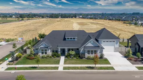 Exterior - 3096 Wingspan Way, Eagle, ID 83616 photo 6 of 10