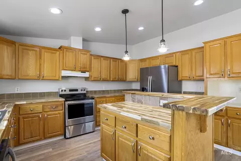 60 E 590 N, Shoshone, ID 83352