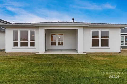 Exterior - 6616 N Good Dr, Eagle, ID 83629 photo 3 of 4