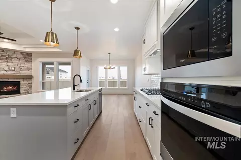 Kitchen - 6616 N Good Dr, Eagle, ID 83629 photo 3 of 3