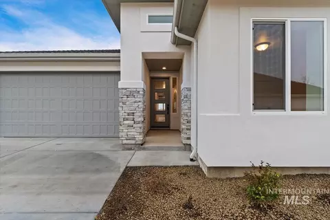Exterior - 6616 N Good Dr, Eagle, ID 83629 photo 4 of 4