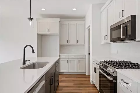 Kitchen - 760 S Calhoun Ln, Star, ID 83669 photo 5 of 5