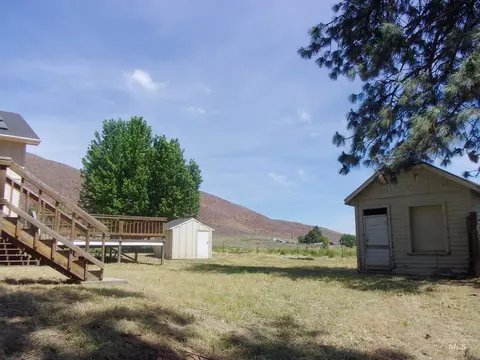 Exterior - 1629 Sand Rd, Weiser, ID 83672 photo 8 of 9