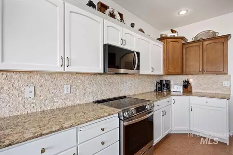 Kitchen - 116 Doral Dr, Jerome, ID 83338 photo 2 of 2