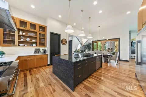 Kitchen - 2972 N Ballantyne Ln, Eagle, ID 83616 photo 2 of 5