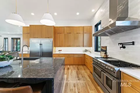 Kitchen - 2972 N Ballantyne Ln, Eagle, ID 83616 photo 5 of 5