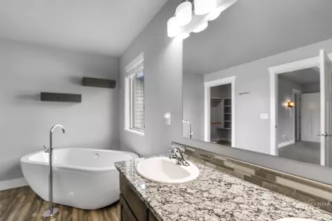 Bath - 813 Hawk Ct, Jerome, ID 83338 photo 2 of 2