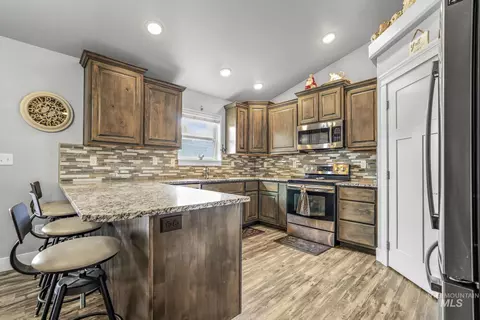 Kitchen - 813 Hawk Ct, Jerome, ID 83338 photo 1 of 3