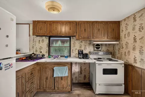 210 Agate Dr, Salmon, ID 83467 photo 9