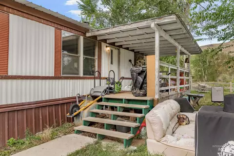 210 Agate Dr, Salmon, ID 83467 photo 2