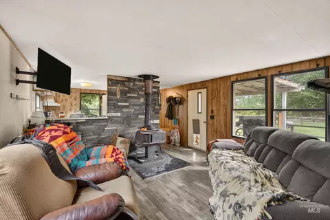 210 Agate Dr, Salmon, ID 83467 photo 7