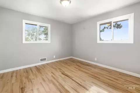 Other - 214 E 16th Ave, Jerome, ID 83338 photo 4 of 11