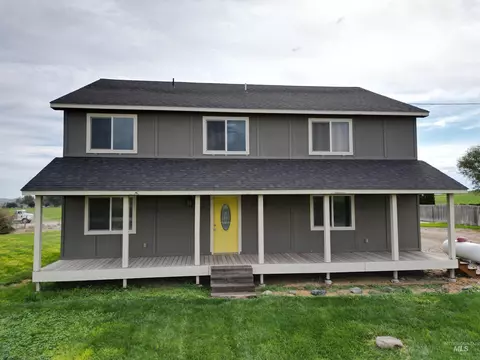 3044 Purdom Ln, Homedale, ID 83628