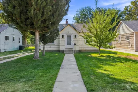 115 S Pine St, Nampa, ID 83686